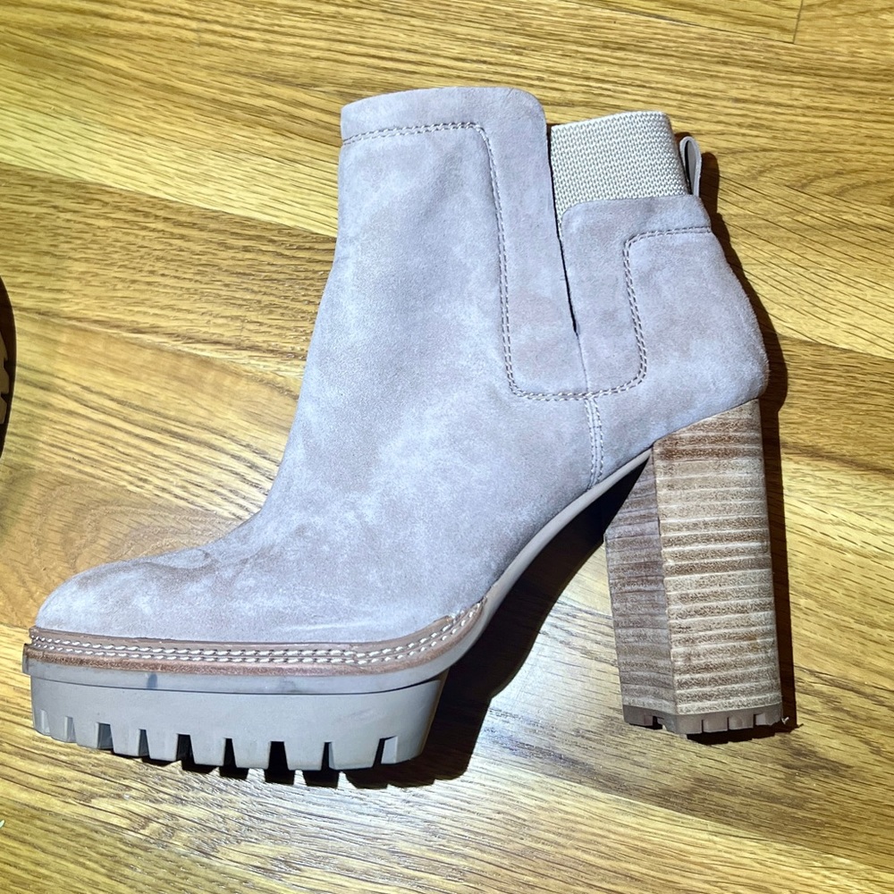 Vince Camuto Erinia Booties